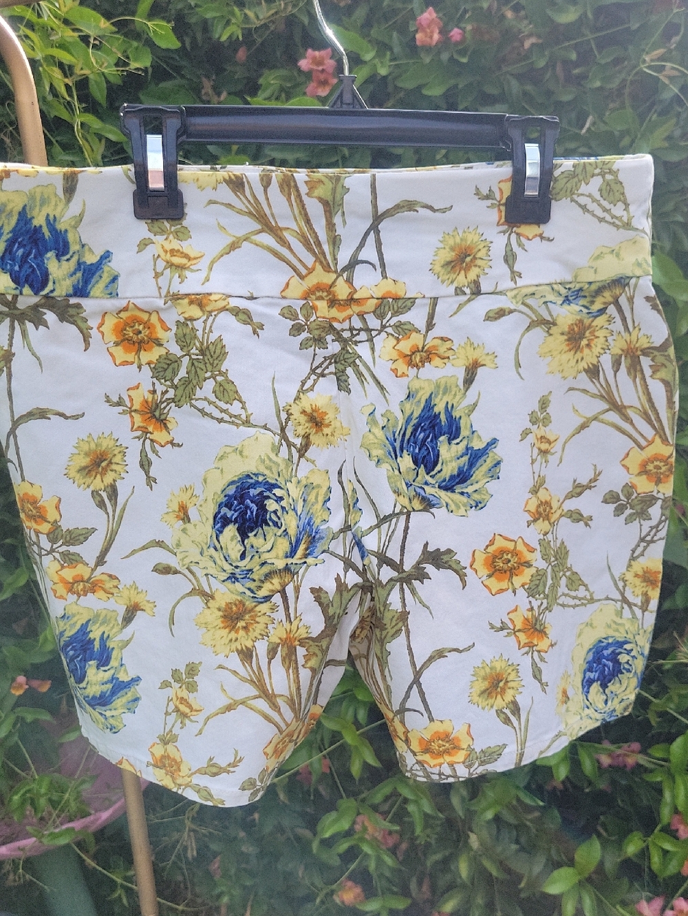White And Yellow Floral High Waist Pull On Shorts 8
